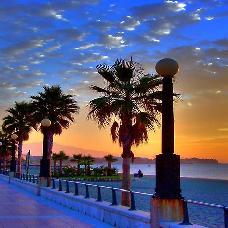 Aparment Neptuno- Located On The Promenade A Few Metres From The Beach. إِستيبونا المظهر الخارجي الصورة