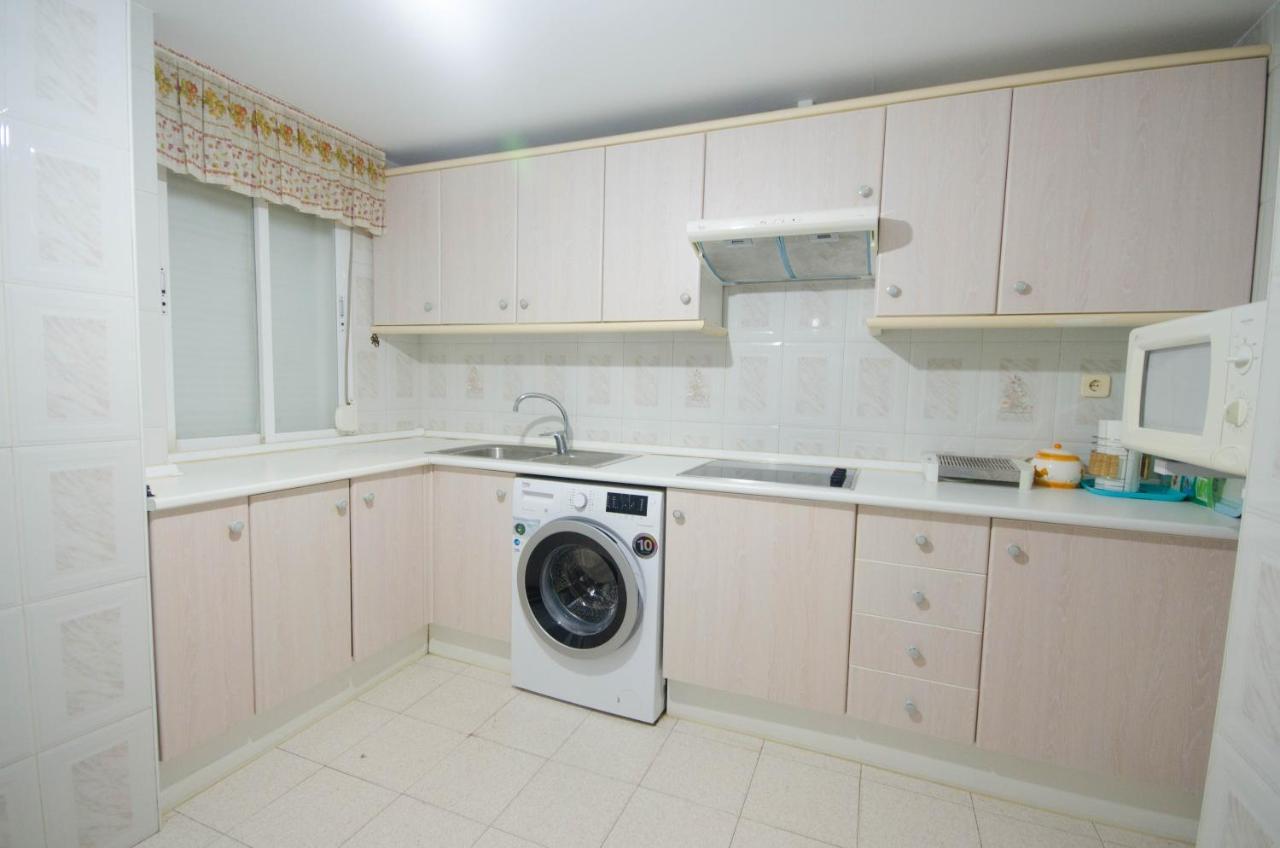 Aparment Neptuno- Located On The Promenade A Few Metres From The Beach. إِستيبونا المظهر الخارجي الصورة
